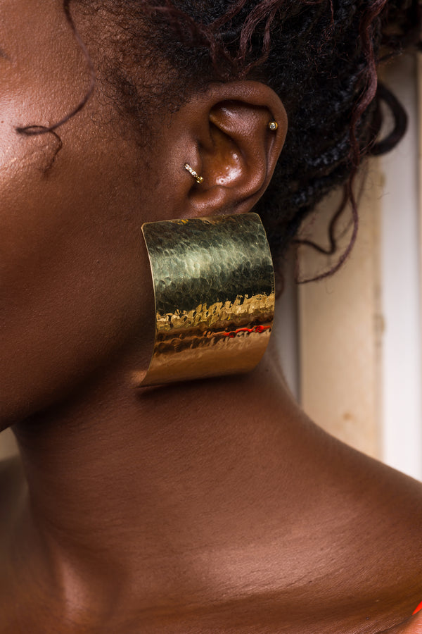 Nita Brass Earrings - Hammered