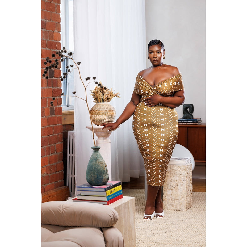 woman wearing african print infinity dress